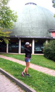 Shirt, Jeans, Jacke, Schmuck: LTB | Sunglasses: Quay Australia | Cap: Hafensänger Fashion | Shoes: Nike