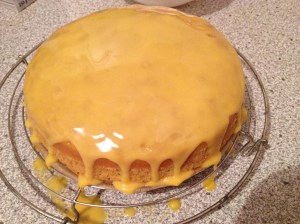 veganer-kuerbiskuchen_zuckerguss