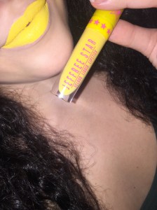 jeffree-star-cosmetics-queen-bee