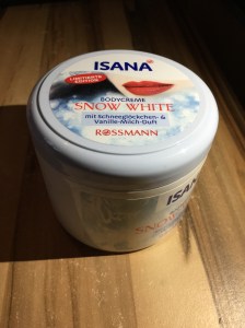 isana-snow-white-bodycreme