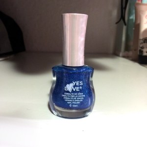  yes-love-nagellack-blau-glitzer